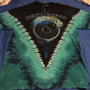 Pick Floyd tye dye shirt